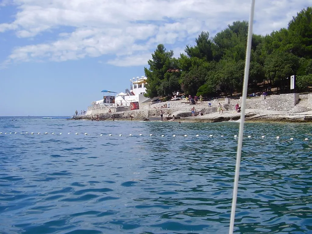 Apartment Rea Pula 0*,  Croatia